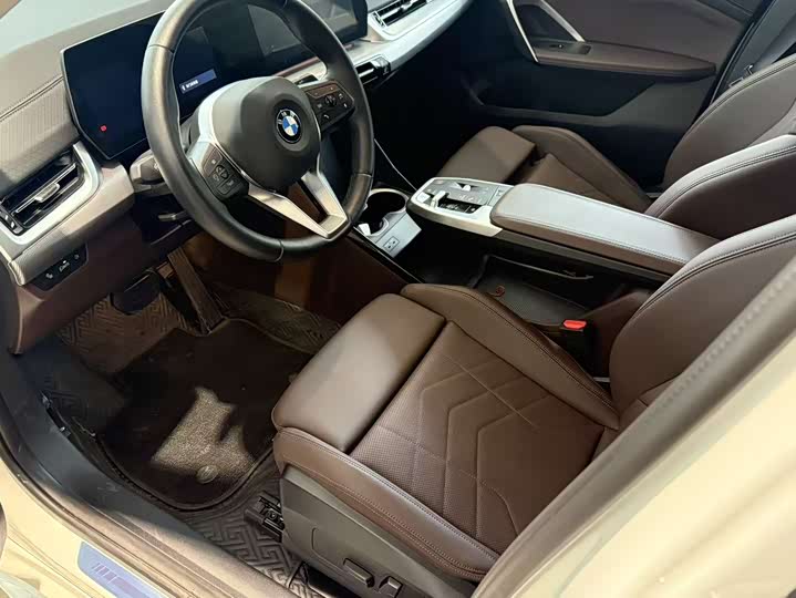 BMW X2 2024 s Drive 25i M — фото 6