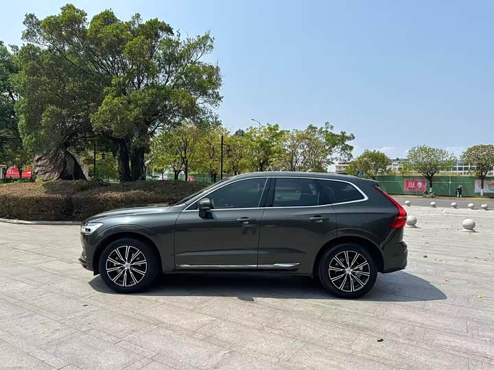 Volvo XC60 2021 T 5 4 WD — фото 12