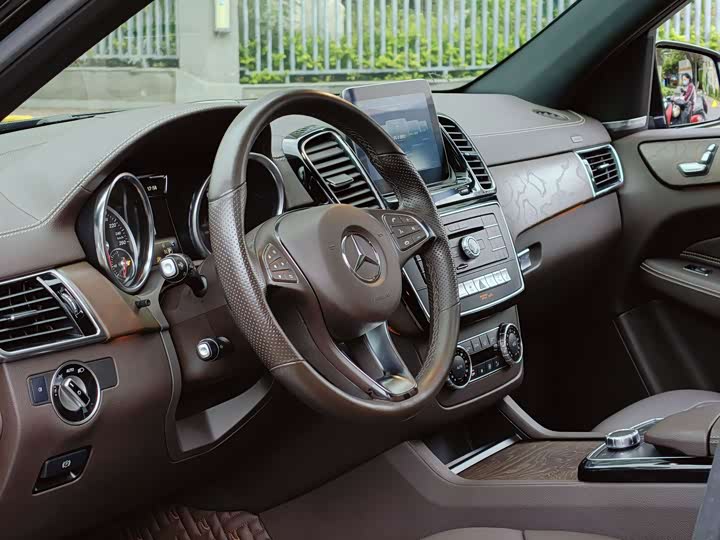 Mercedes-Benz GLE 2017 GLE 400 4 MATIC — фото 8