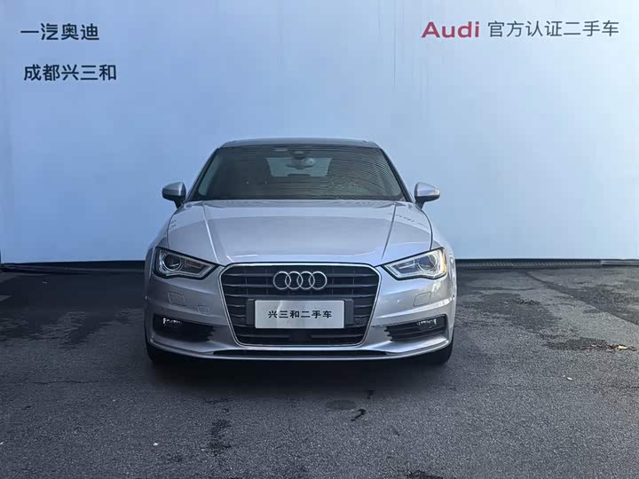 Audi A3 2014 Limousine 35 TFSI ATLuxury — фото 2