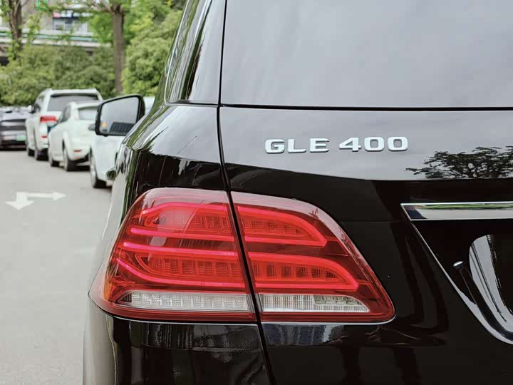 Mercedes-Benz GLE 2017 GLE 400 4 MATIC — фото 6
