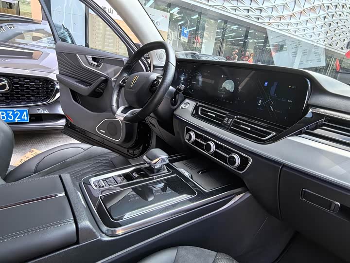 Hongqi HS5 2023 2.0 T 4 WD Pro — фото 13
