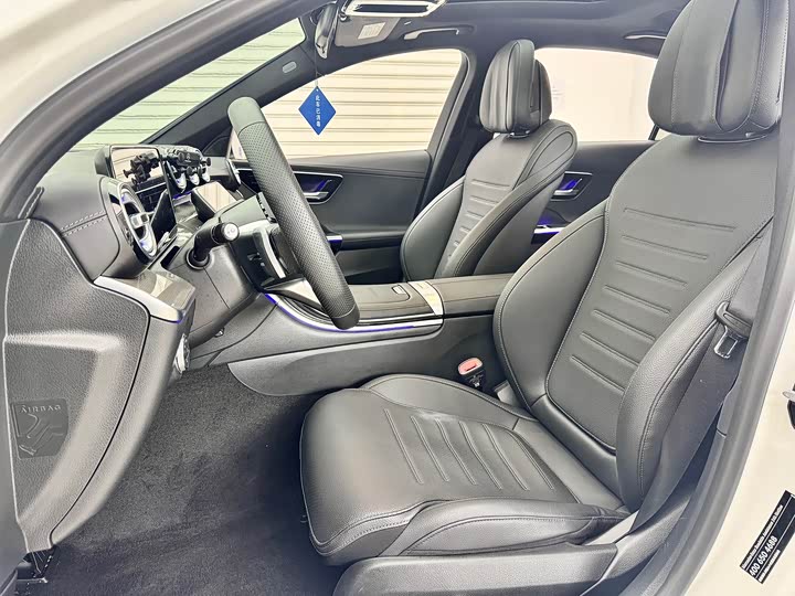 Mercedes-Benz C-Class 2024 C 260 L — фото 9
