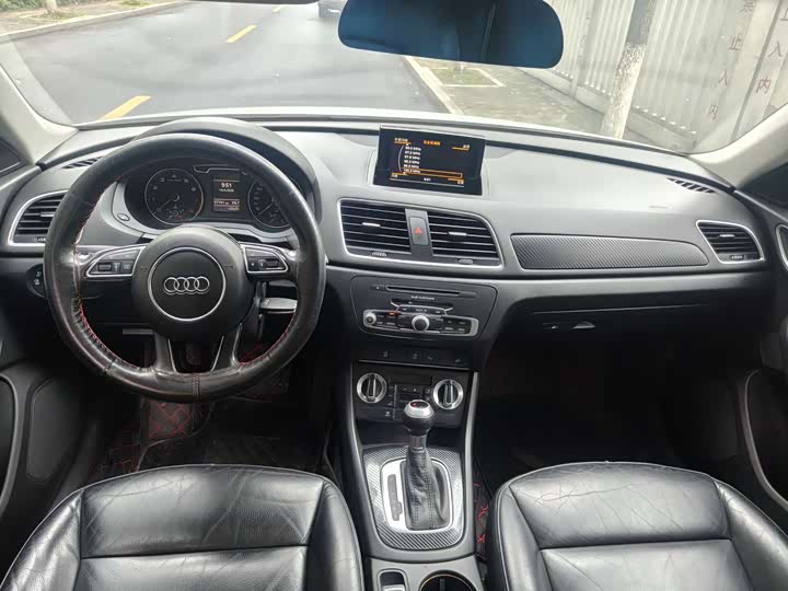 Audi Q3 2016 30 TFSI — фото 7