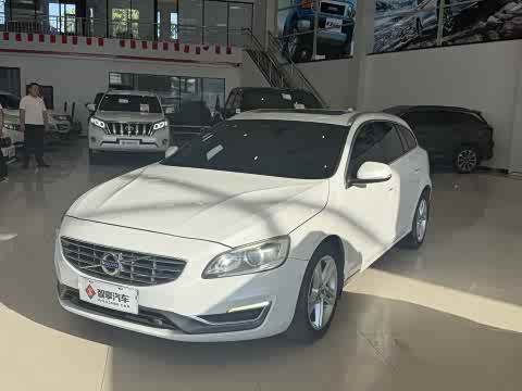 Volvo V60 2015 T 5 — фото 10