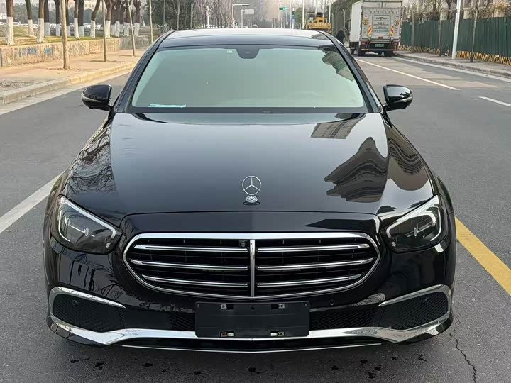 Mercedes-Benz E-Class 2021 E 300 L Luxury — фото 2