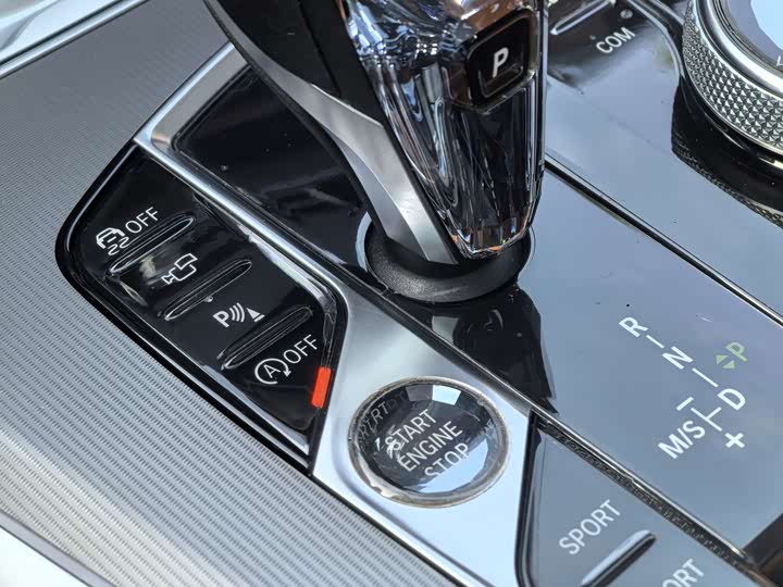 BMW X5 2020 x Drive 40i M — фото 15