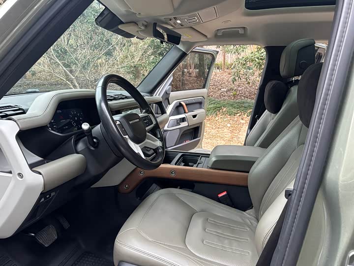 Land Rover Defender — фото 11