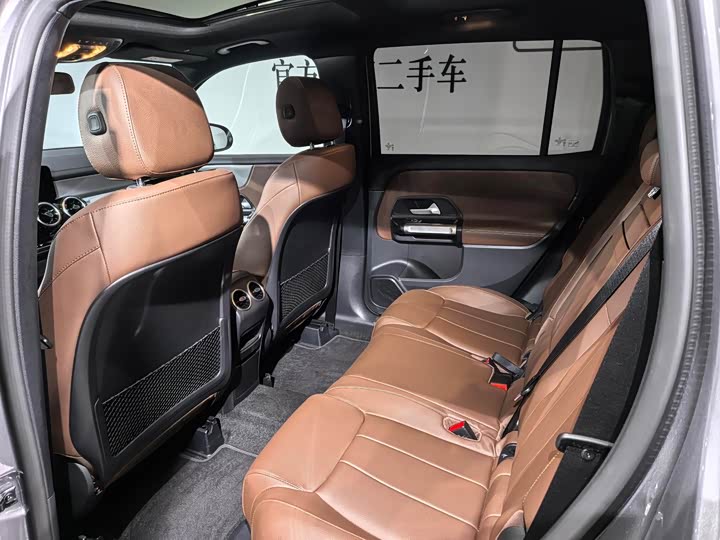 Mercedes-Benz GLB 2024 GLB 200 — фото 8