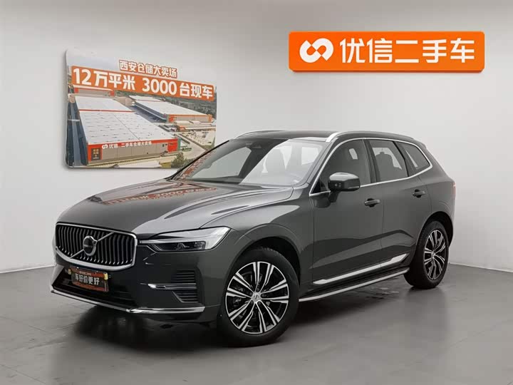 Volvo XC60 2022 B 5 4 WD — фото 1