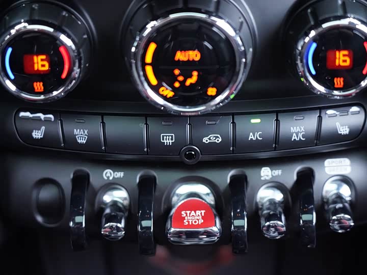 MINI Hatch — фото 10