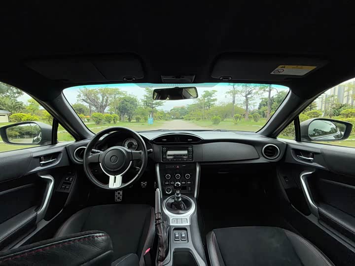 Toyota 86 2017 2.0 L MTLuxury — фото 14