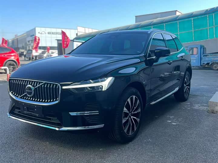 Volvo XC60 2024 B 5 4 WD — фото 2