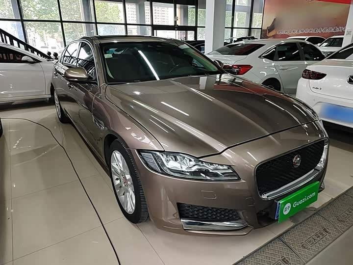 Jaguar XFL 2018 XFL 2.0 T 250 PS — фото 4