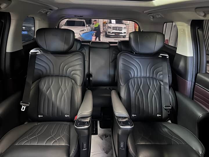 Trumpchi M8 2024 400 T — фото 20