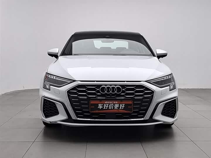 Audi A3 2021 A 3 L Limousine 35 TFSI Sport — фото 3