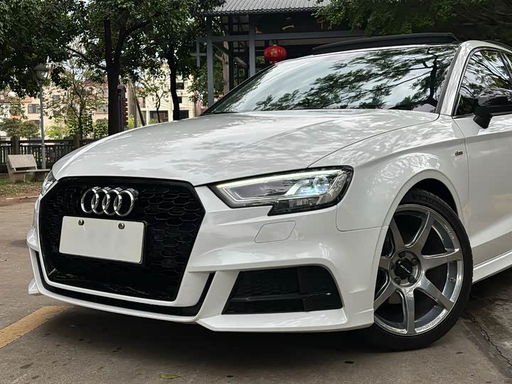 Audi A3 2017 Limousine 35 TFSI Sport — фото 4