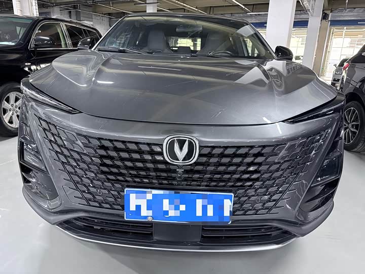 Changan UNI-T 2021 1.5 T Flagship — фото 2