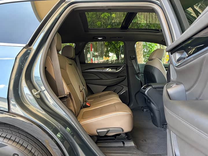 Buick Enclave — фото 12