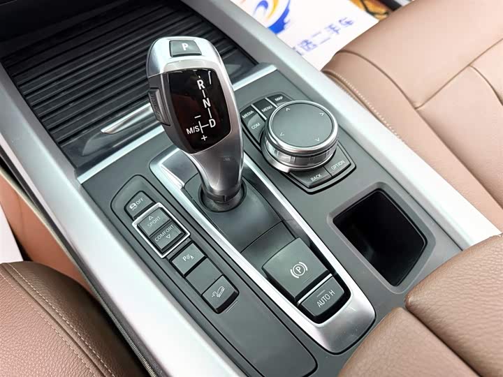 BMW X5 2014 x Drive 35i — фото 13