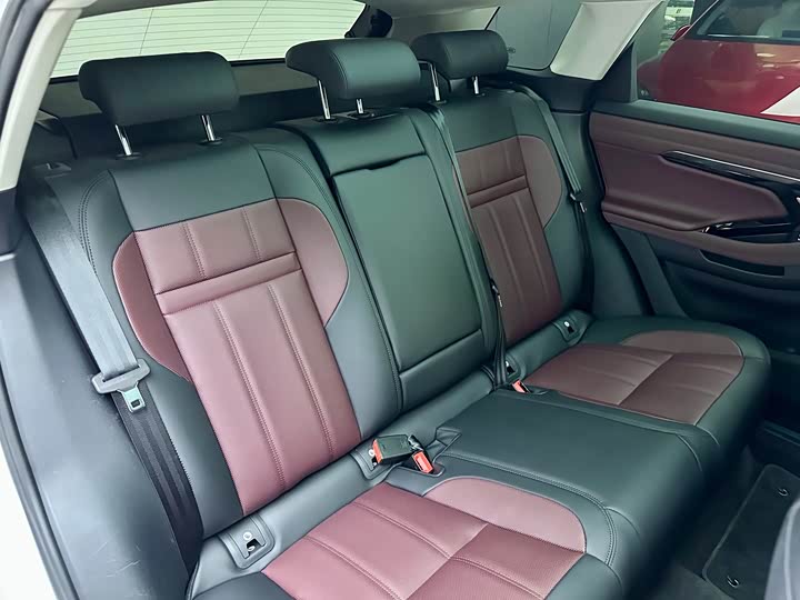 Land Rover Range Rover Evoque — фото 10