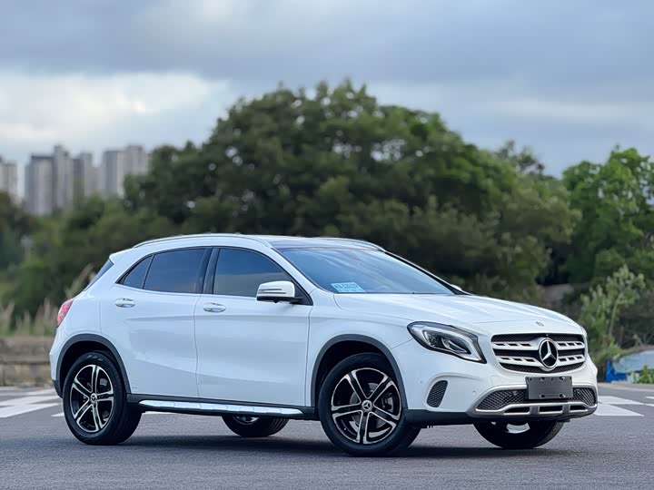Mercedes-Benz GLA 2018 GLA 200 — фото 3
