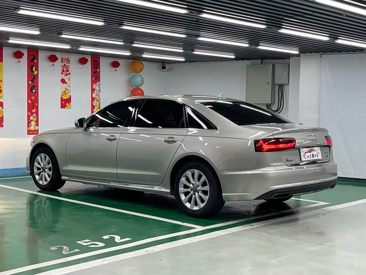 Audi A6L TFSI — фото 7