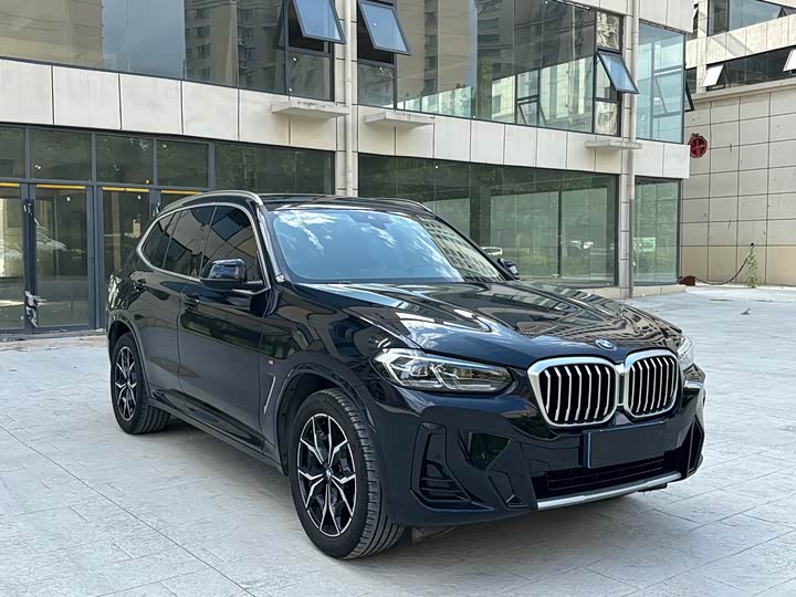 BMW X3 xDrive25i M спортпакет — фото 3
