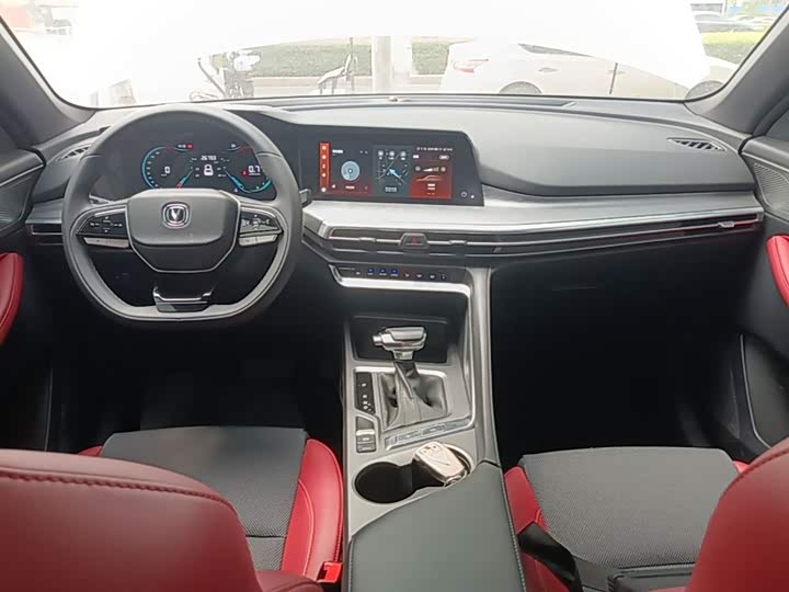 Changan CS35 PLUS 2023 1.4 T DCTLuxury — фото 10