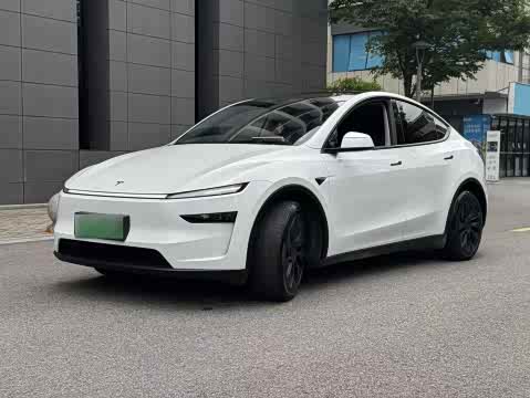 Tesla Model Y 2025 — фото 18