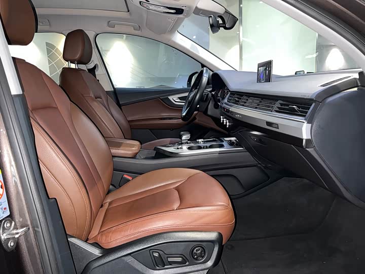 Audi Q7 2019 55 TFSI — фото 17
