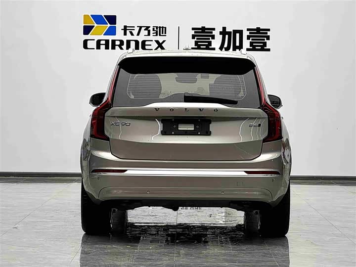 Volvo XC90 2025 B 6 — фото 15