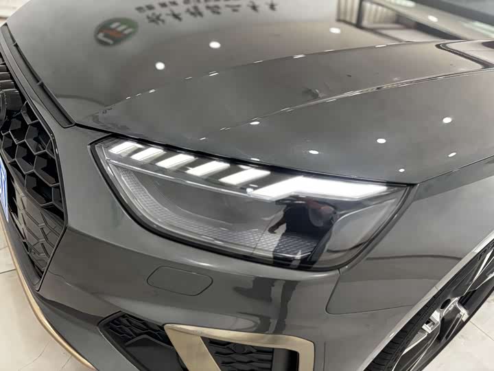 Audi A4L 2024 40 TFSI quattro RS — фото 9