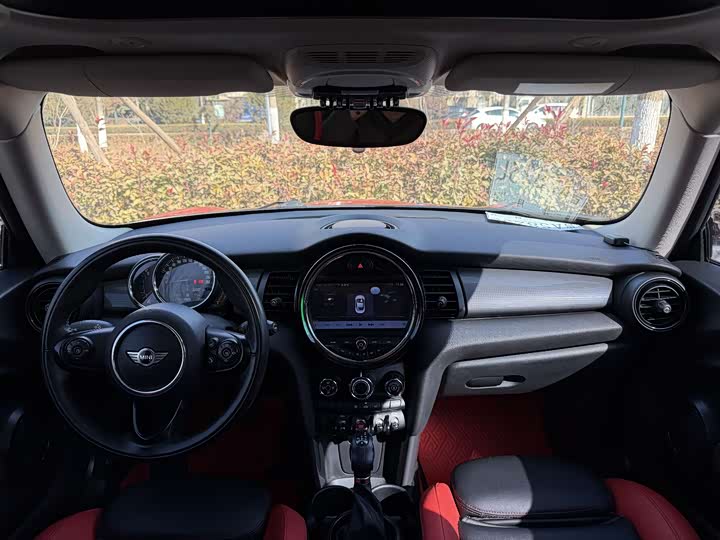 MINI Hatch — фото 11