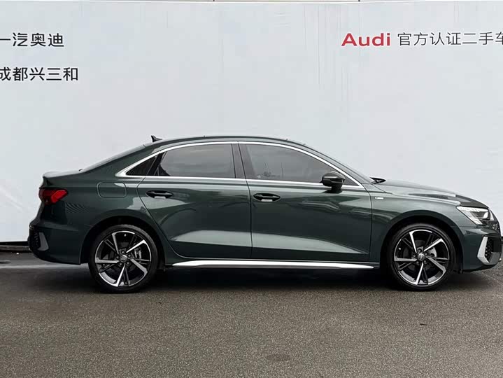 Audi A3 2021 A 3 L Limousine 35 TFSI Sport — фото 3