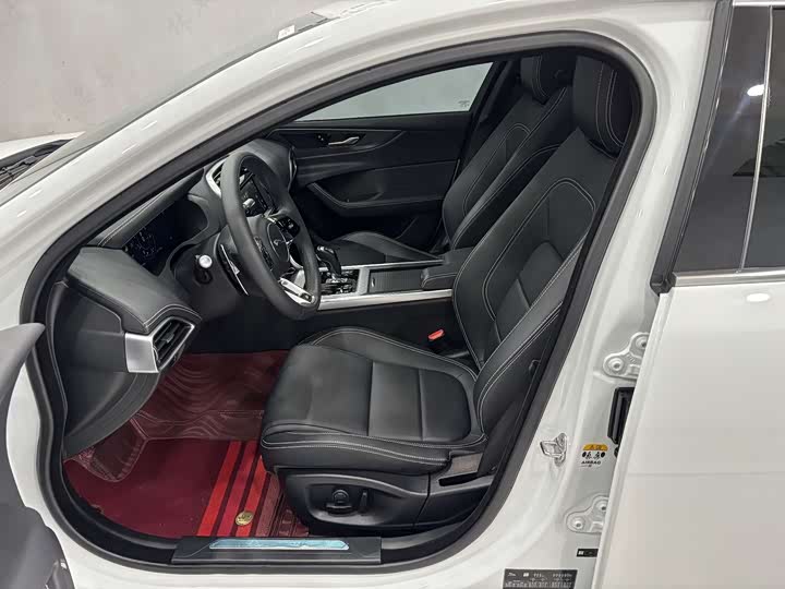 Jaguar XEL 2023 2.0 T 250 PS R-DYNAMIC S — фото 11