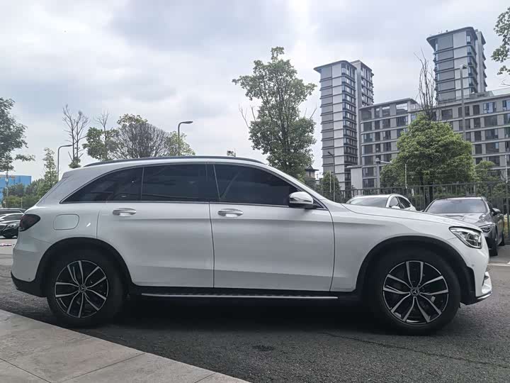 Mercedes-Benz GLC 2022 GLC 300 L 4 MATIC — фото 5