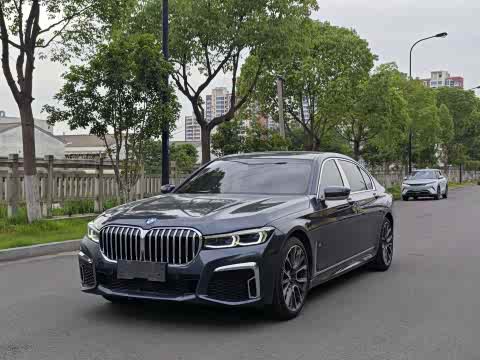BMW 7-Series 2019 740 Li x Drive M — фото 18