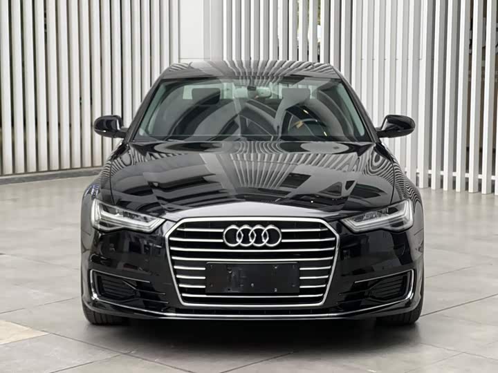 Audi A6L TFSI — фото 2