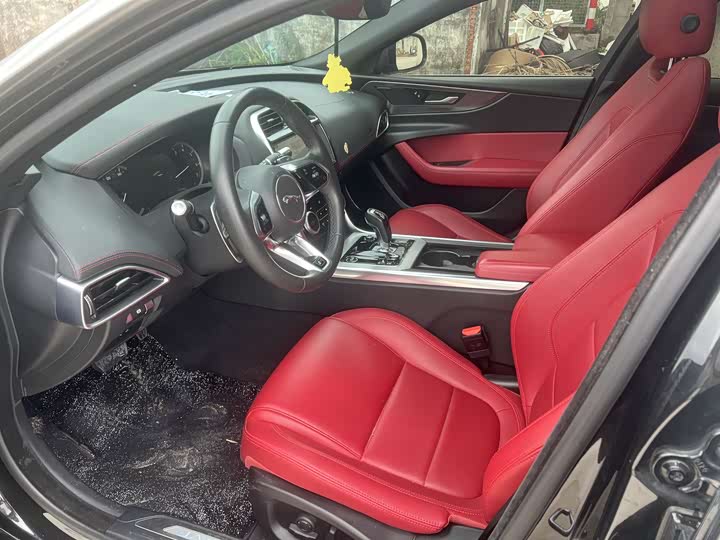 Jaguar XEL 2020 2.0 T 200 PS R-DYNAMIC S — фото 6