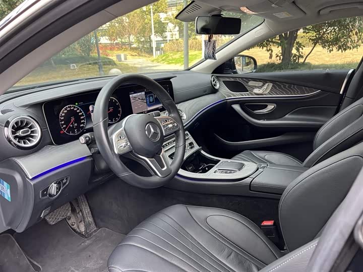 Mercedes-Benz CLS 2020 CLS 300 — фото 7