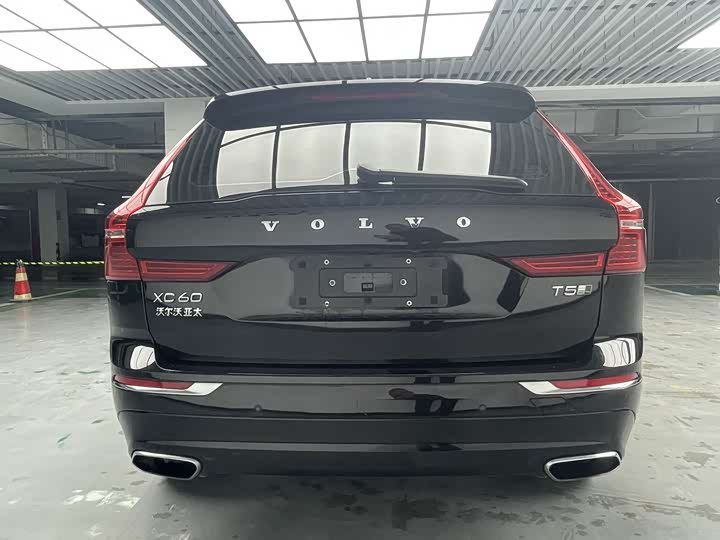 Volvo XC60 2019 T 5 4 WD VI — фото 6