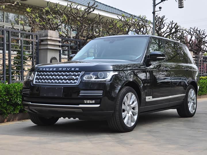 Land Rover Range Rover — фото 1