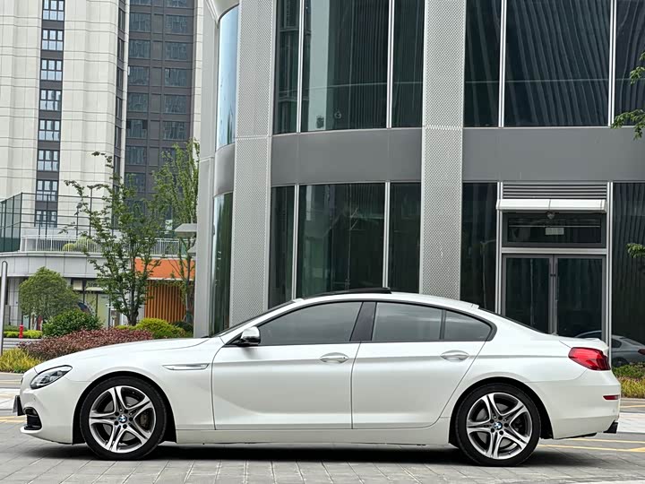 BMW 6-Series 2016 640i Gran Coupe — фото 31