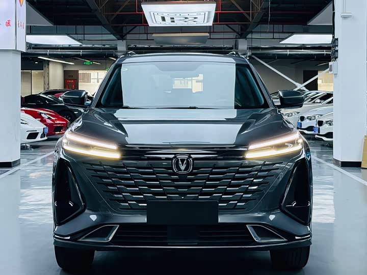Changan CS75 PLUS 2023 2.0 T ATPremium — фото 2