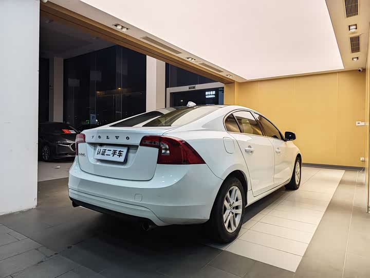Volvo S60 2018 S 60 L T 3 — фото 28