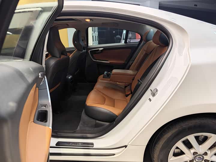 Volvo S60 2018 S 60 L T 3 — фото 21