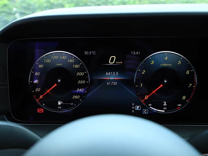 Mercedes-Benz E-Class 2021 E 300 L Luxury — фото 17