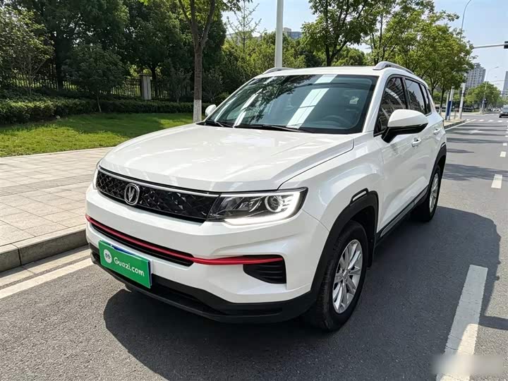 Changan CS35 PLUS 2021 1.6 L MT — фото 2