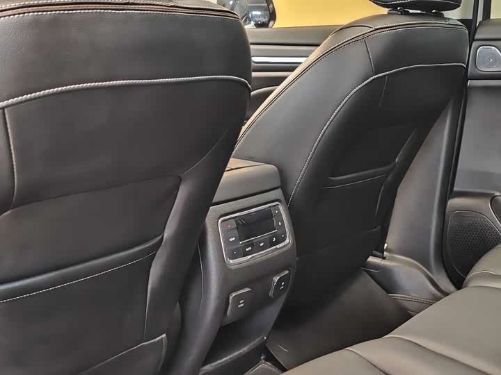Trumpchi GS8 2020 390 T 2 WD ( ) — фото 23